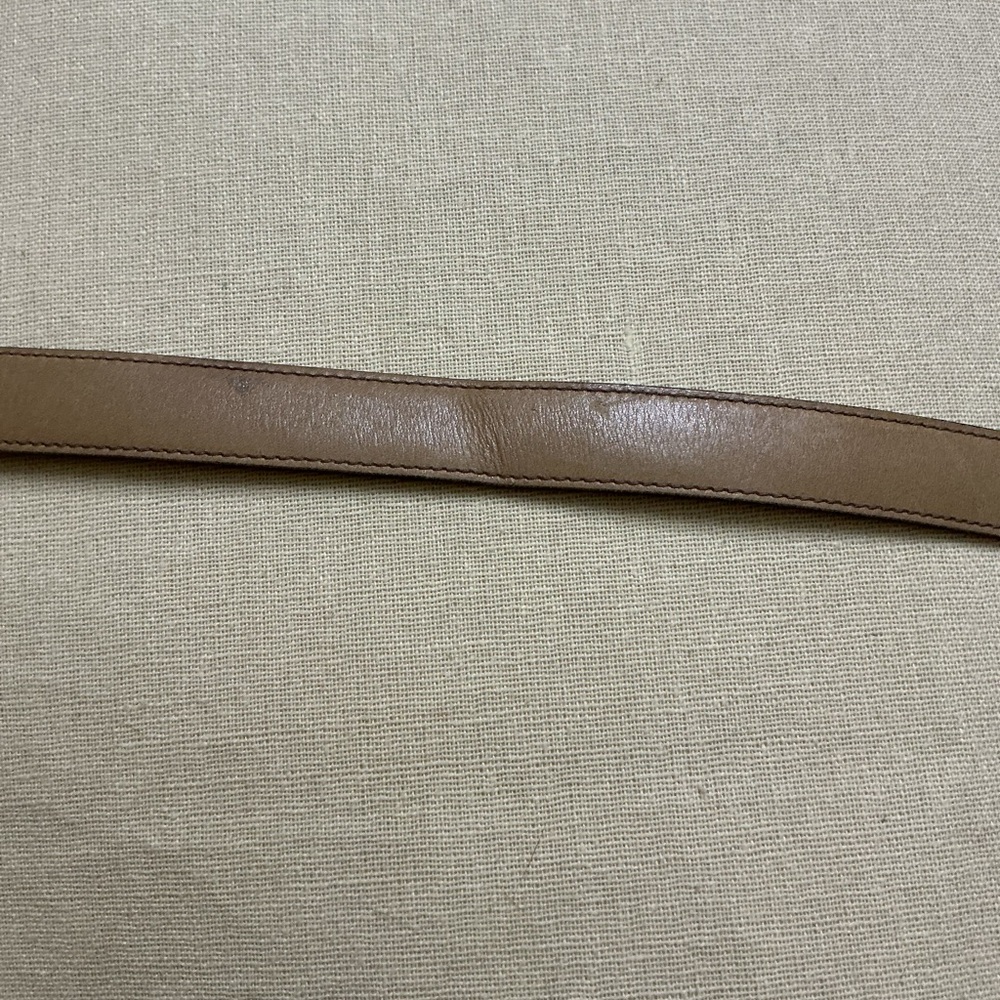 CHANEL Brown Leather Belt with Gold Logo Buckle - Picture 4 of 8